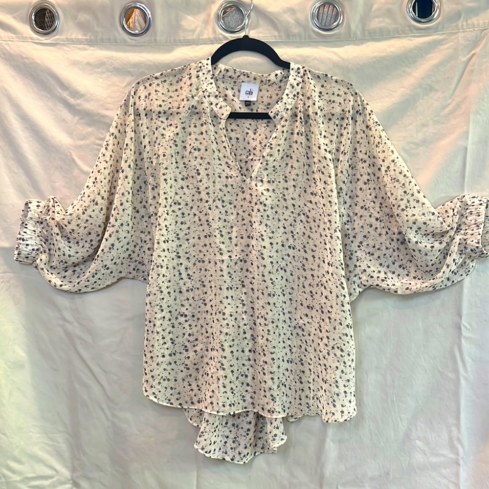 Cabi Gather Blouse in Baby Flower; Like New; worn and washed once; Size Small